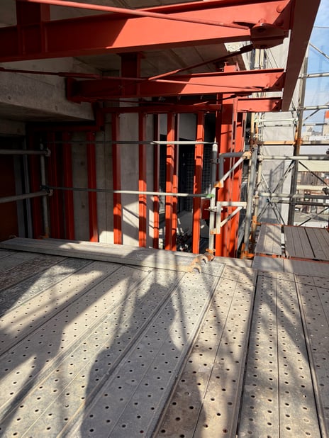 豊橋市　パネル下地鉄骨工事