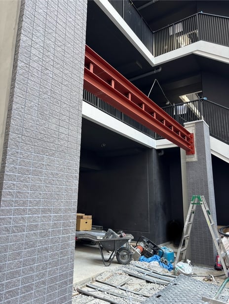 名古屋市　シャッター下地鉄骨工事