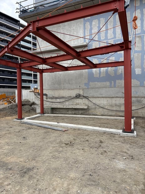 名古屋市　車寄せ鉄骨工事