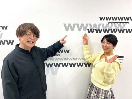 【月刊 光おにいさんと一緒♪ supported by animelo #27・番組レポート】
番組初の女性ゲスト・久川綾が
同期トークで緑川光の小学生のような行動を暴露！？
〜青二塾生時代の超貴重映像にファンも大騒ぎ〜