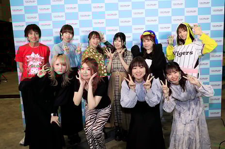 【ニコニコネット超会議2021・イベントレポート】
「カワボ（♡）ステージ Presented by チャンフェス」
女性声優9名が集結し白熱のチャンネル対抗
クイズ＆ゲームを繰り広げる