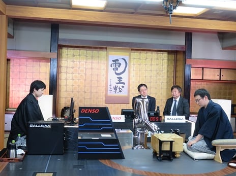 「第1期電王戦」第1局　対局結果
PONANZAが先勝
第2局は5月21日～延暦寺にて開催