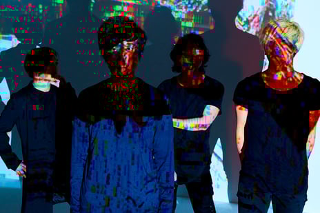 NUMBER GIRL復活記念!
メンバーがフロントマンを務める3バンドのライブを
2週連続独占生中継!!